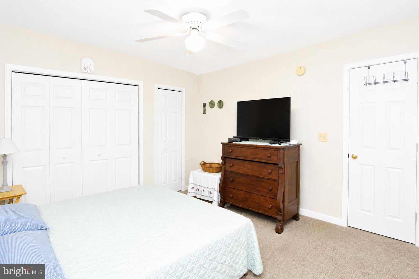 1077 Carpers Dr Property Photo 15