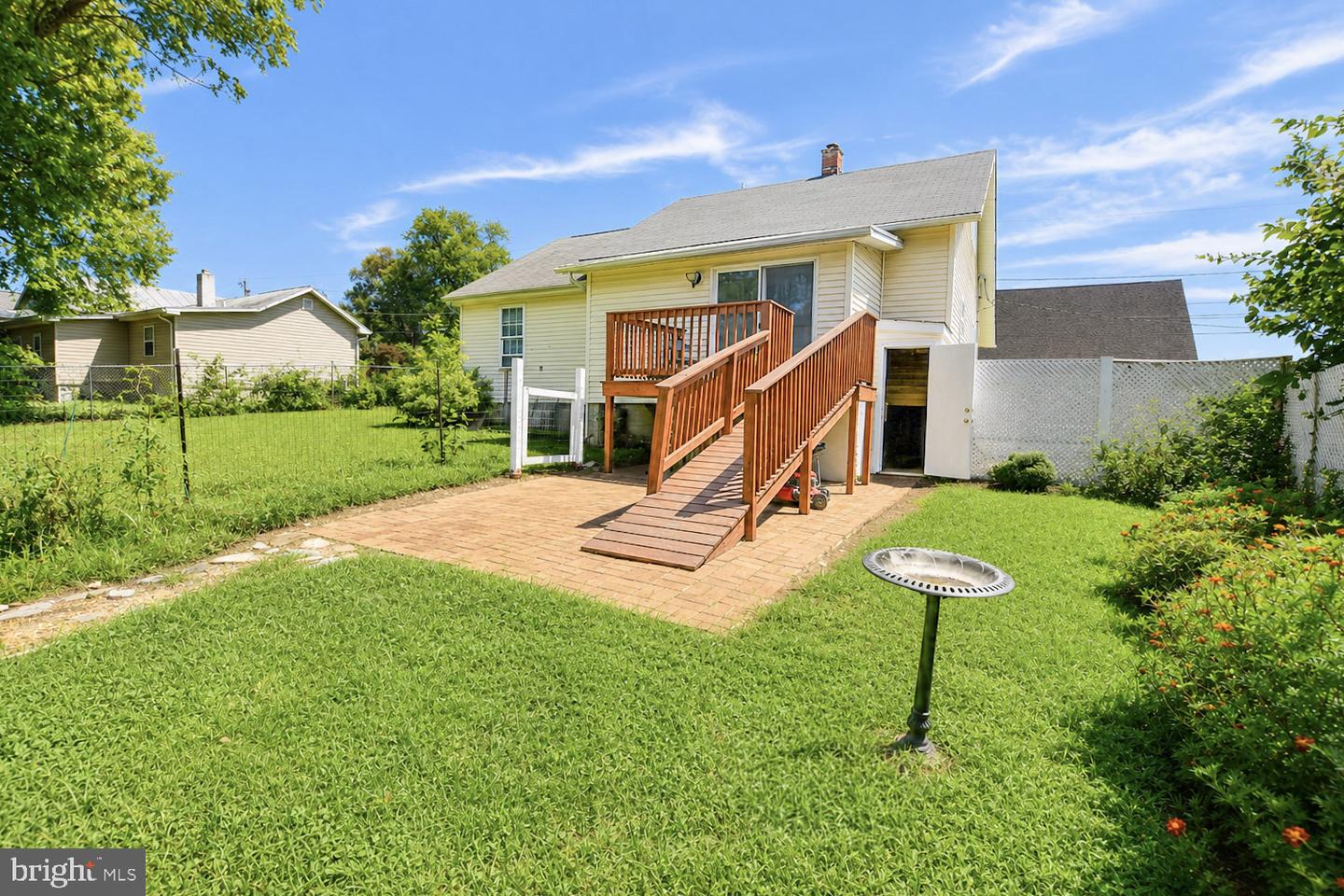 1077 Carpers Dr Property Photo 27