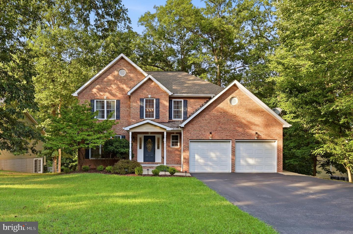 303 Northwood Cir Property Photo 1