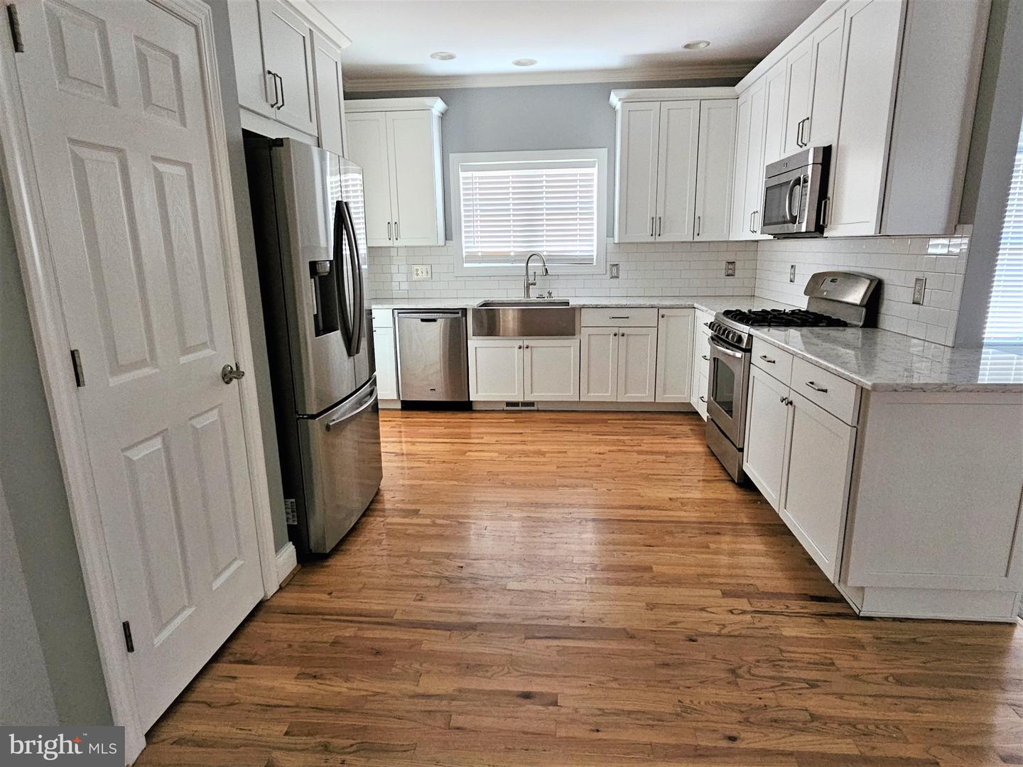 202 Cool Spring Dr Property Photo 7