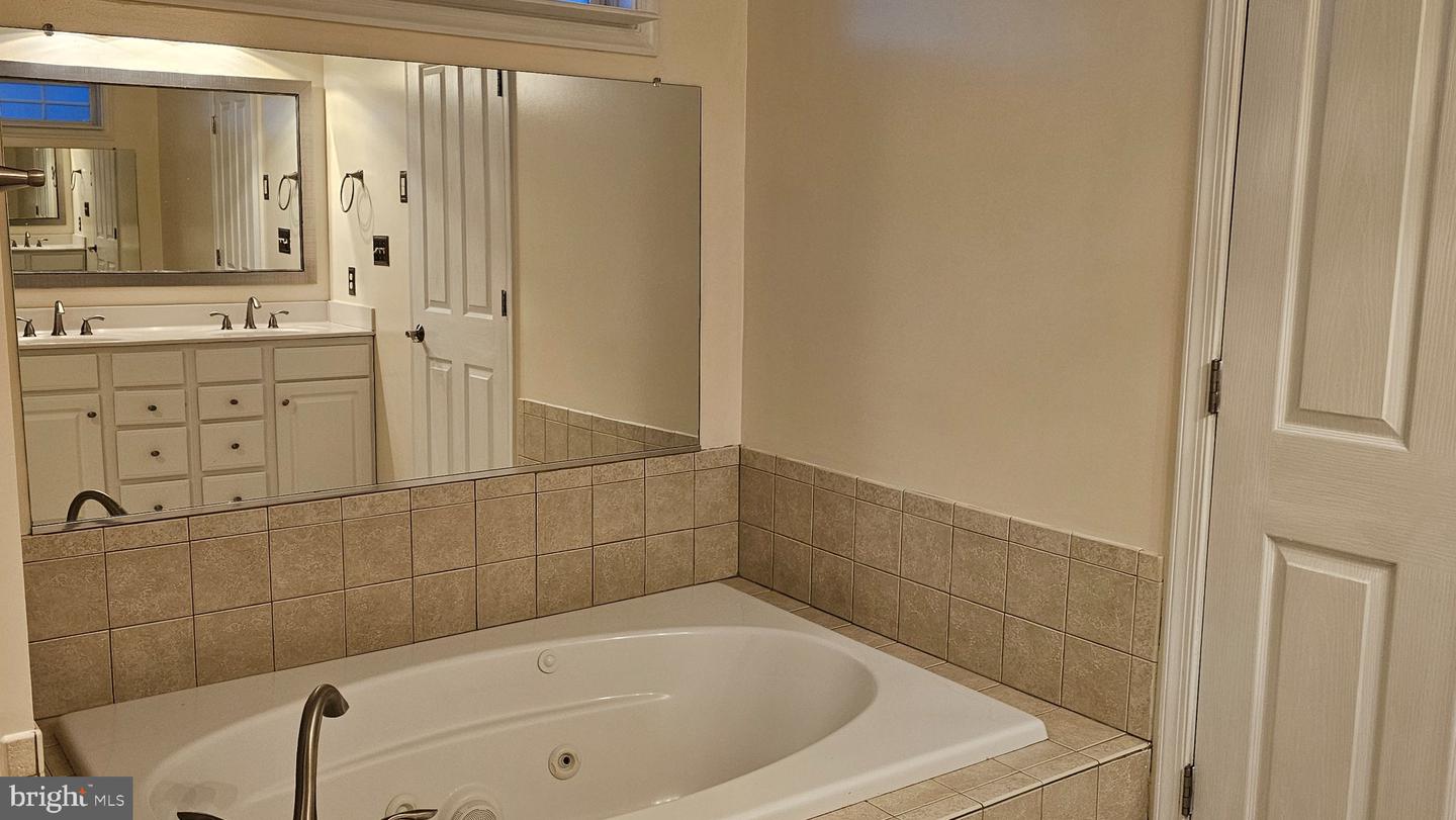202 Cool Spring Dr Property Photo 23