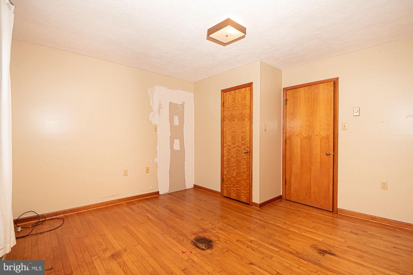 352 Woodchuck Ln Property Photo 16
