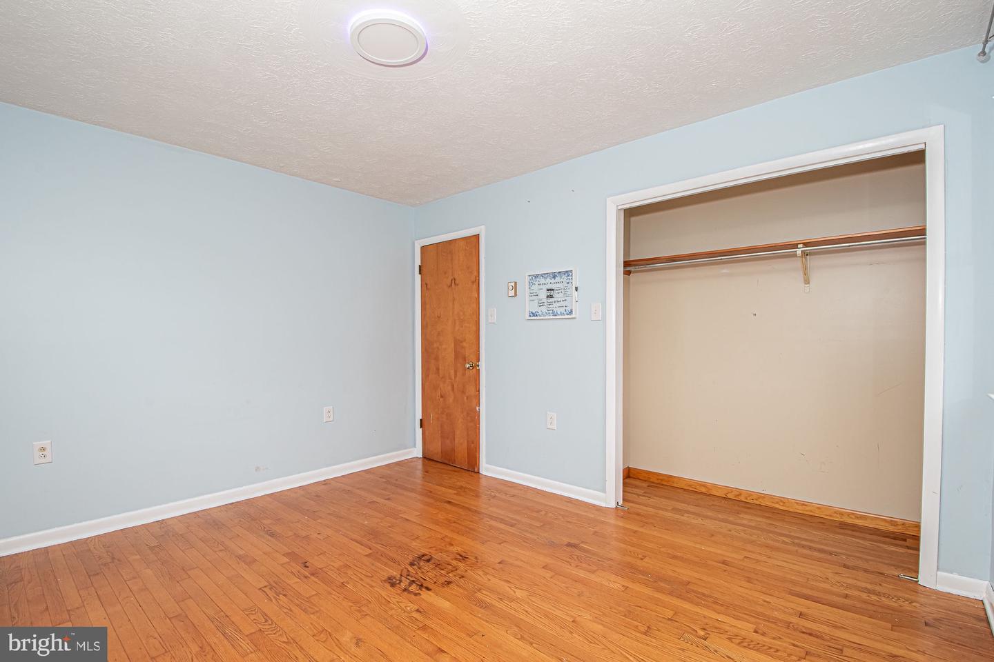 352 Woodchuck Ln Property Photo 19