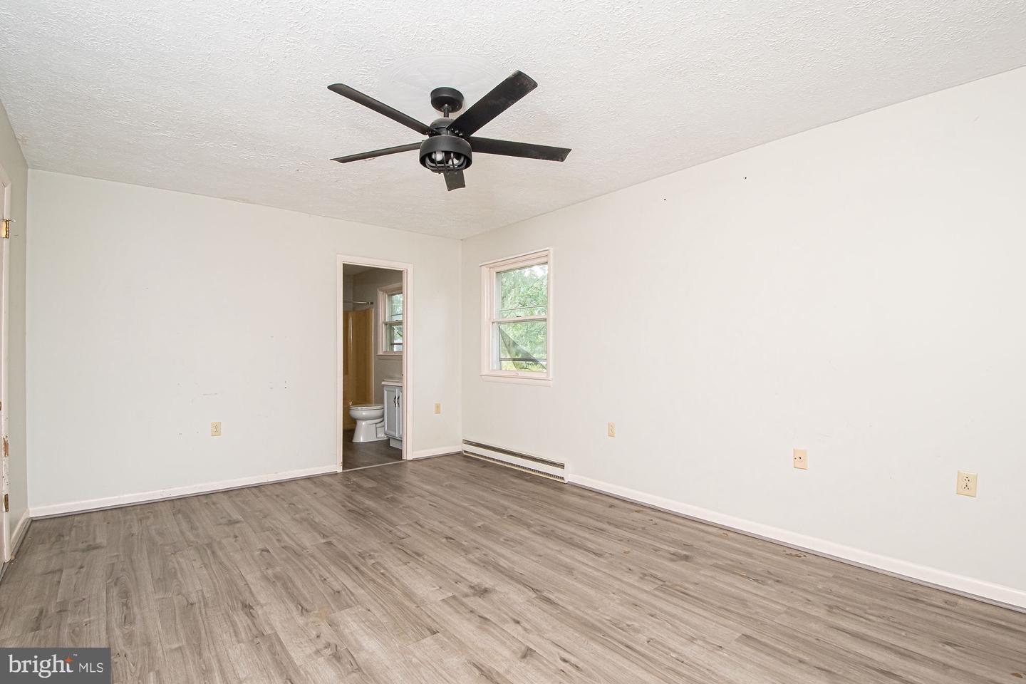 352 Woodchuck Ln Property Photo 22