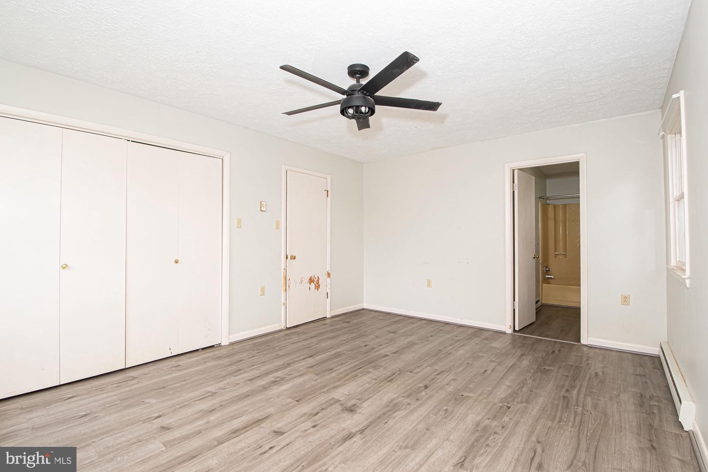 352 Woodchuck Ln Property Photo 23