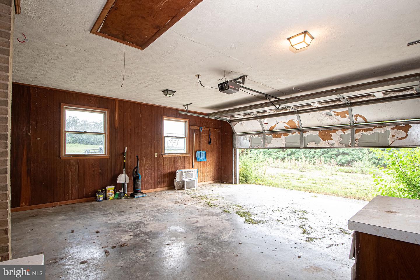 352 Woodchuck Ln Property Photo 26