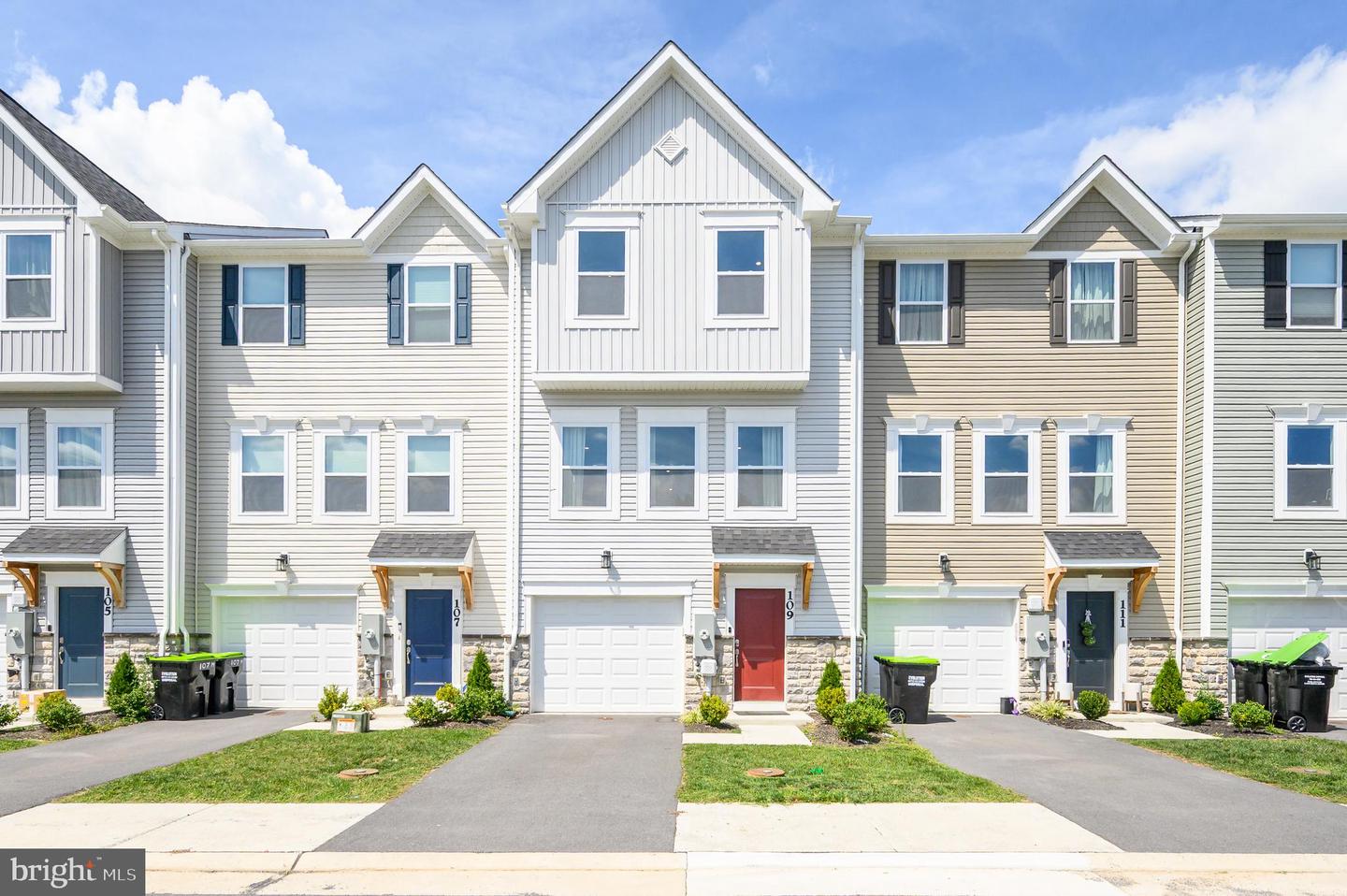 109 MARLOW CT