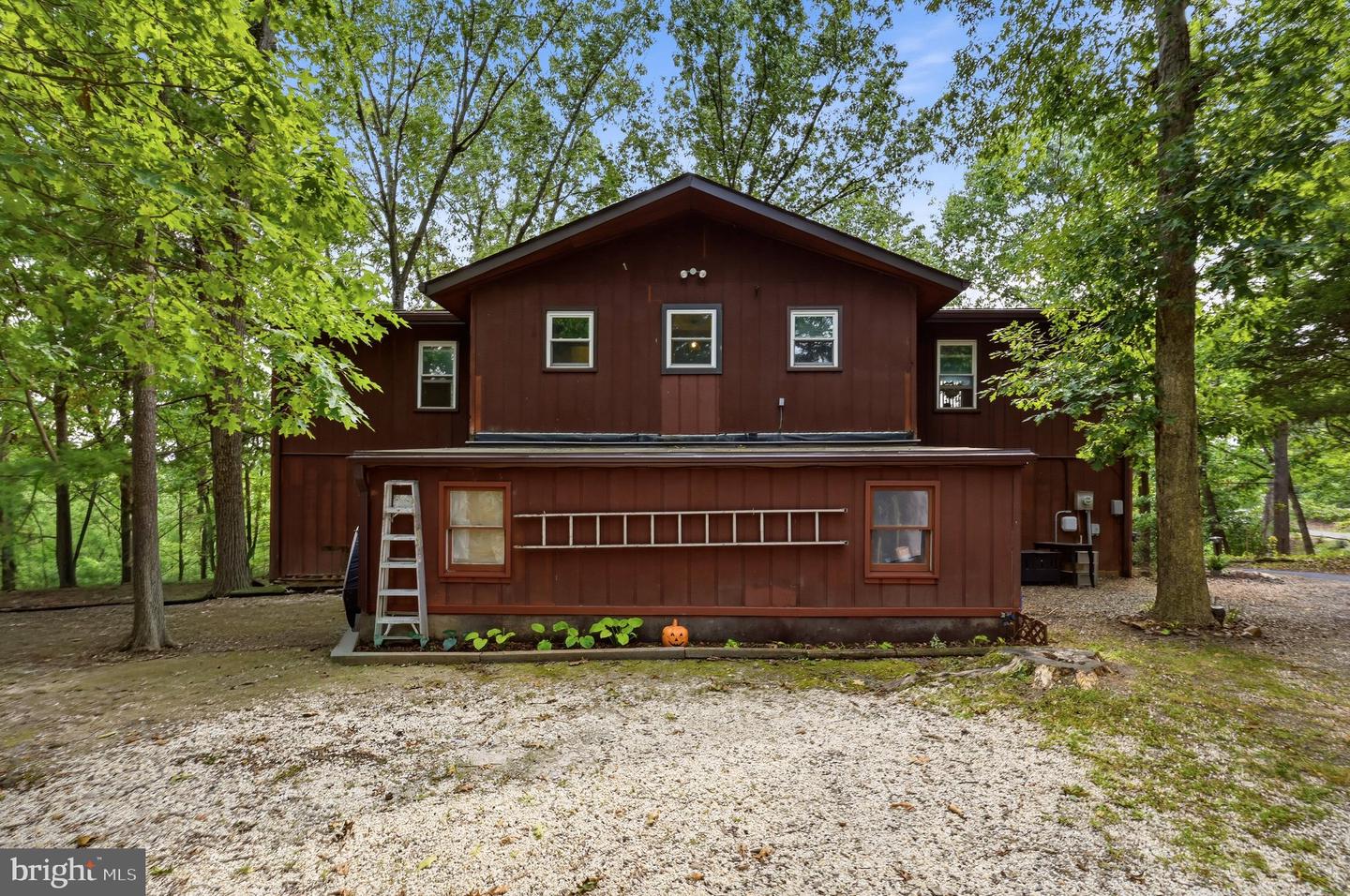 216 Sunset Cir Property Photo 10