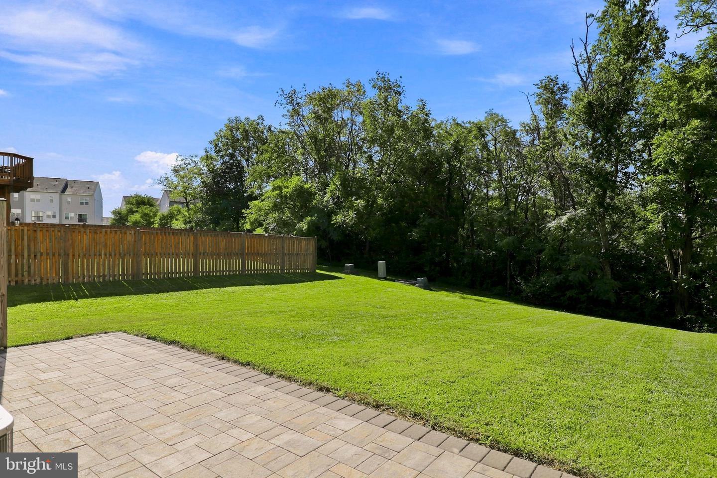 206 Crofton Ct Property Photo 47