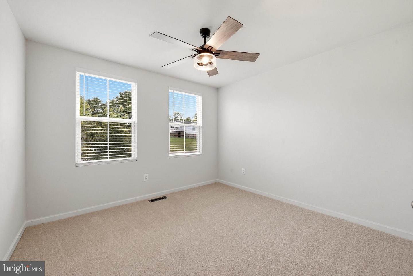 131 Emmet St Property Photo 22