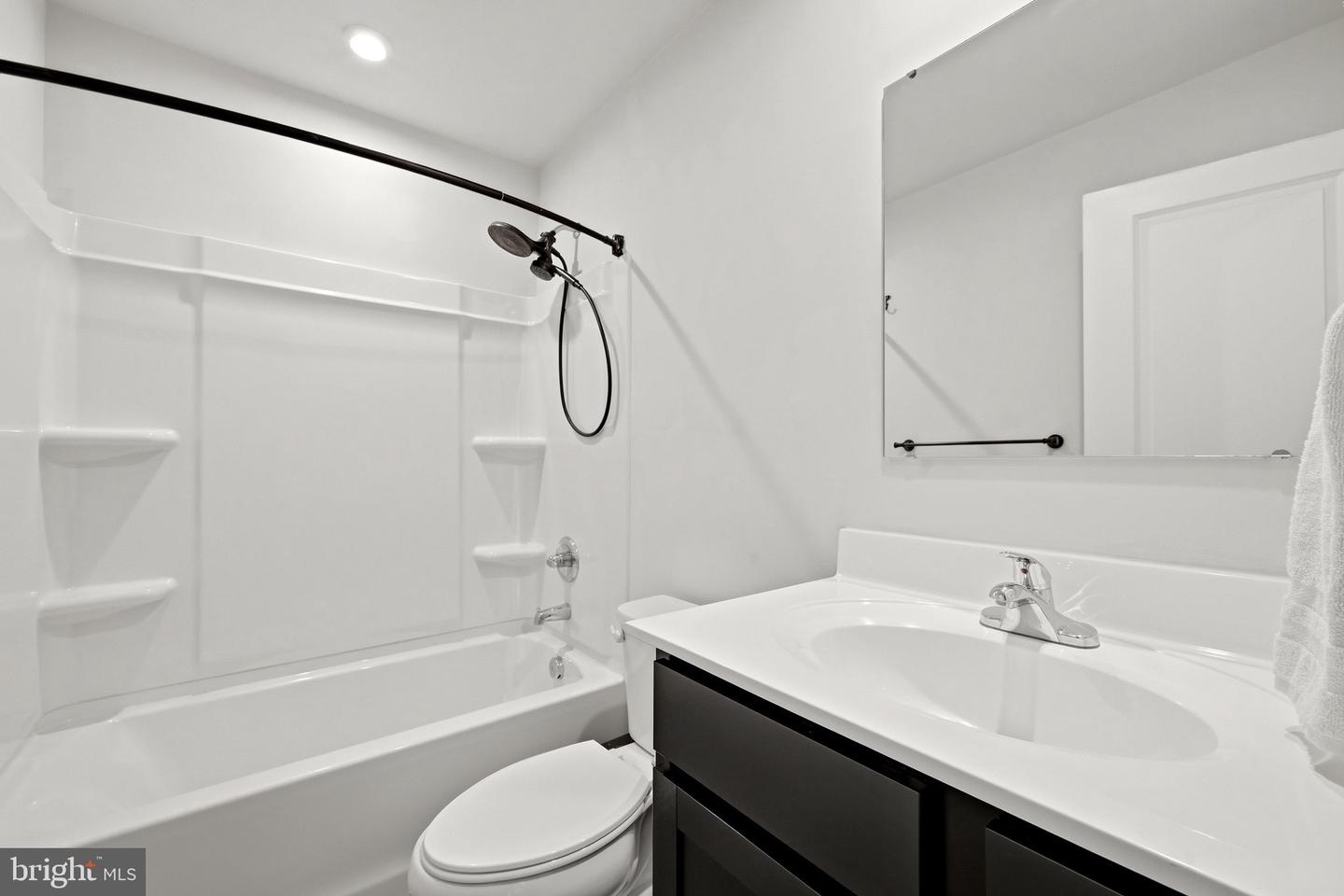 131 Emmet St Property Photo 26