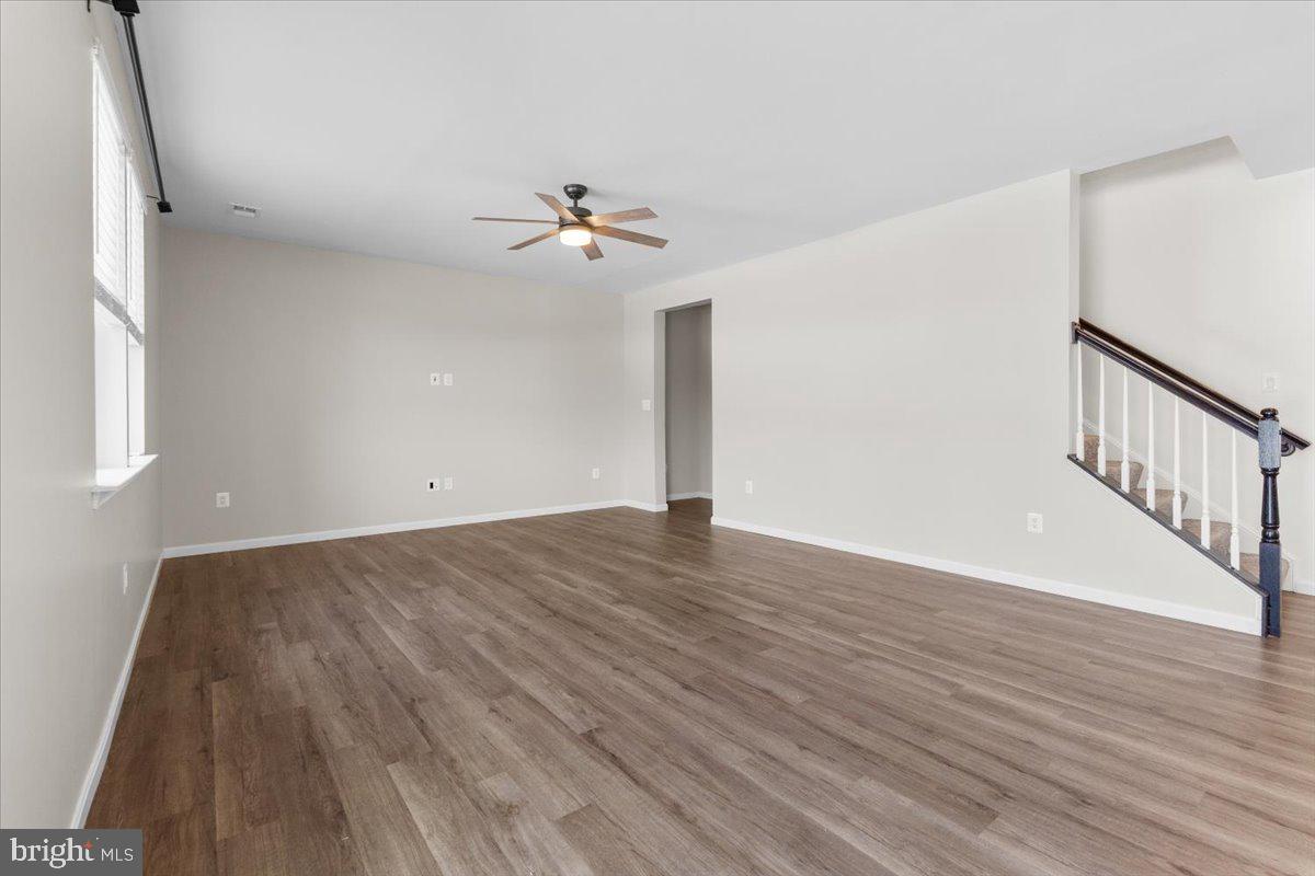 124 Lenore Ln Property Photo 15