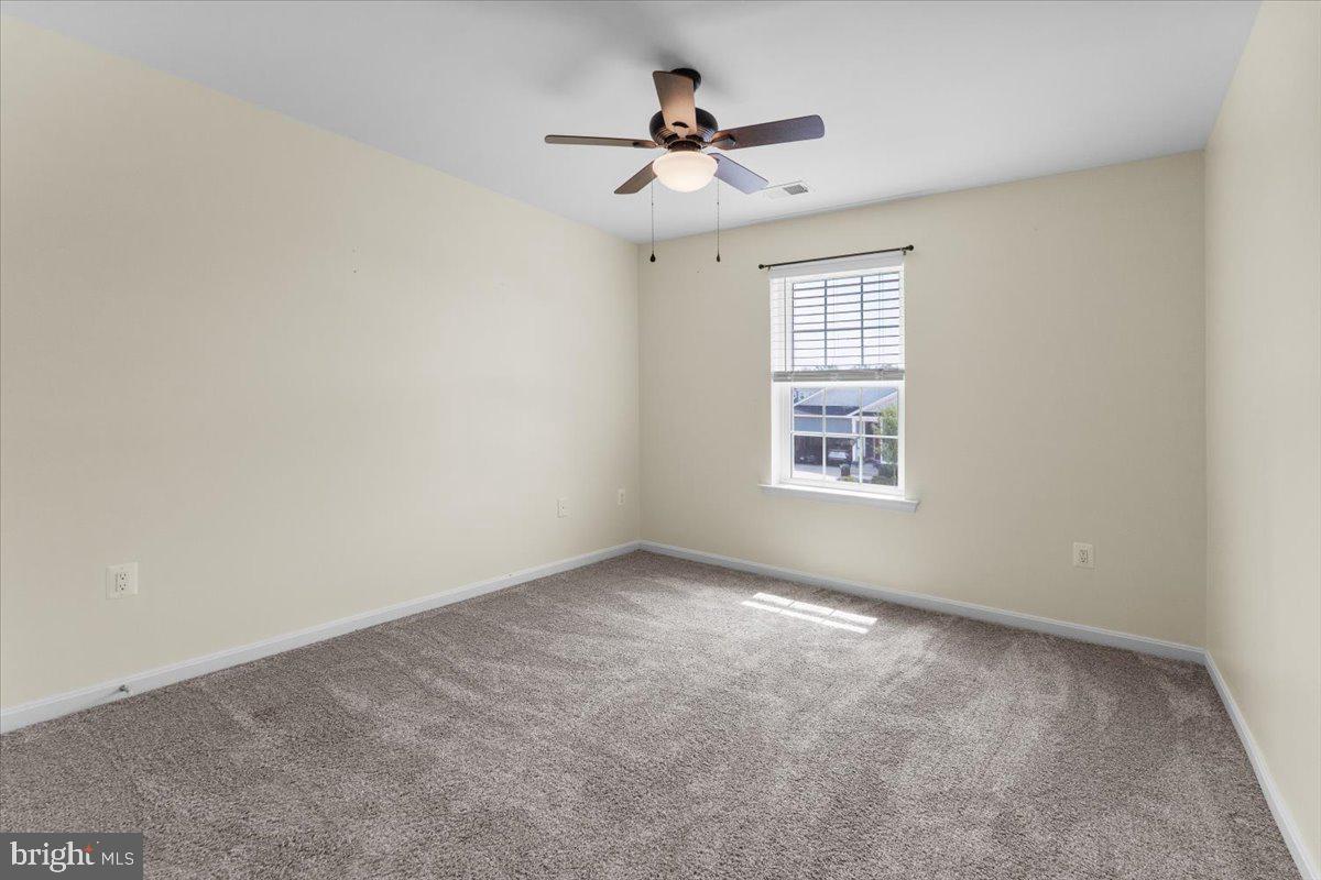 124 Lenore Ln Property Photo 21