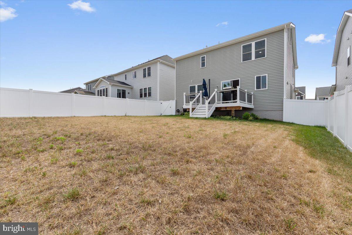 124 Lenore Ln Property Photo 34