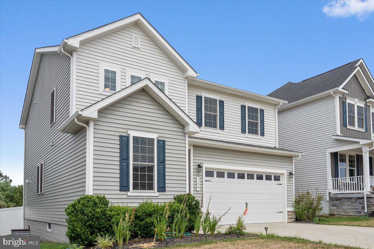 124 Lenore Ln Property Photo 36