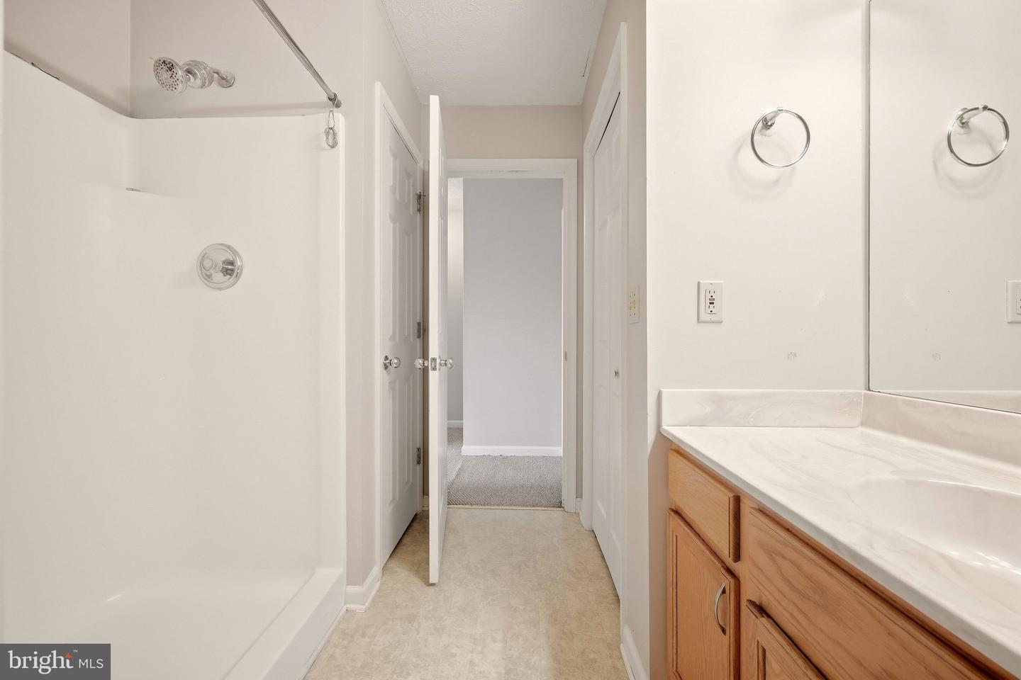 323 Copperfield Ln Property Photo 22