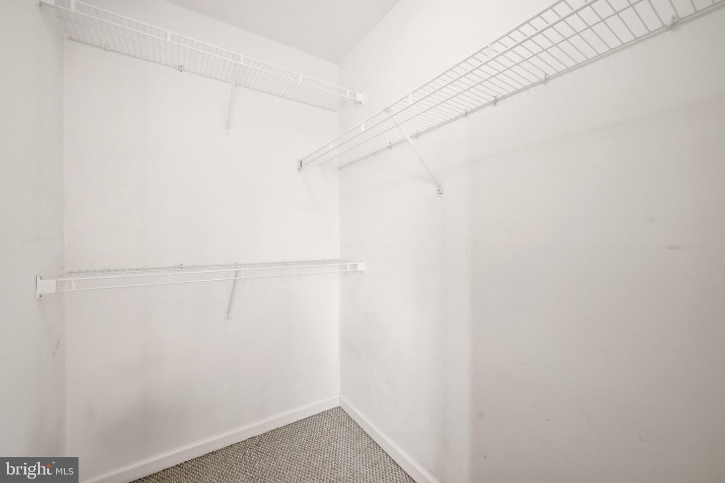 323 Copperfield Ln Property Photo 24