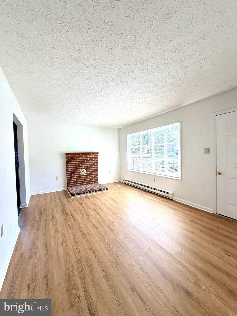 111 Haven Ter Property Photo 3