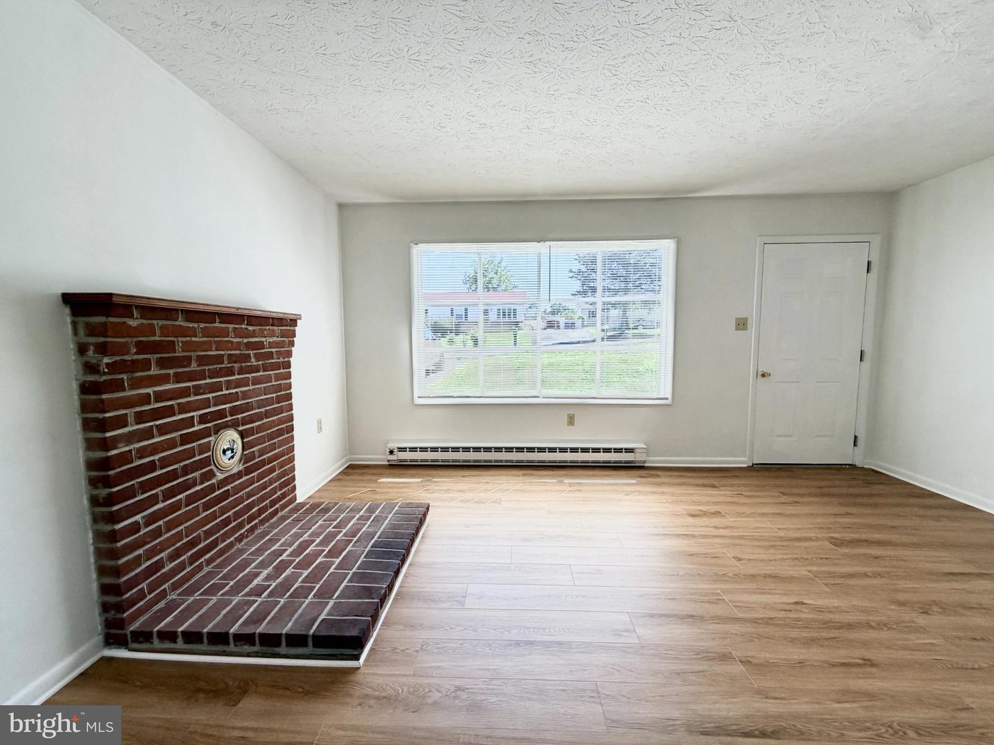 111 Haven Ter Property Photo 4