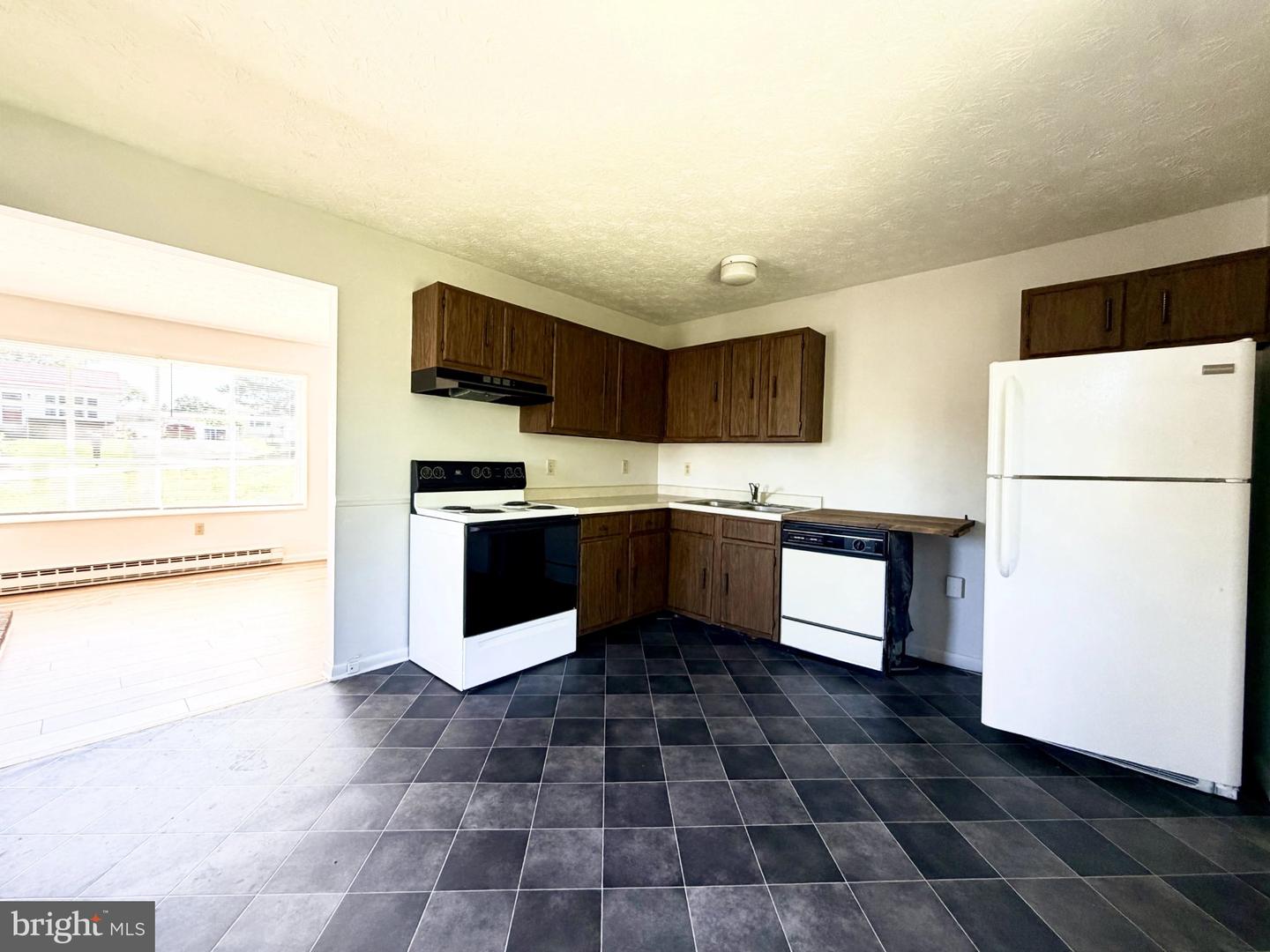 111 Haven Ter Property Photo 6
