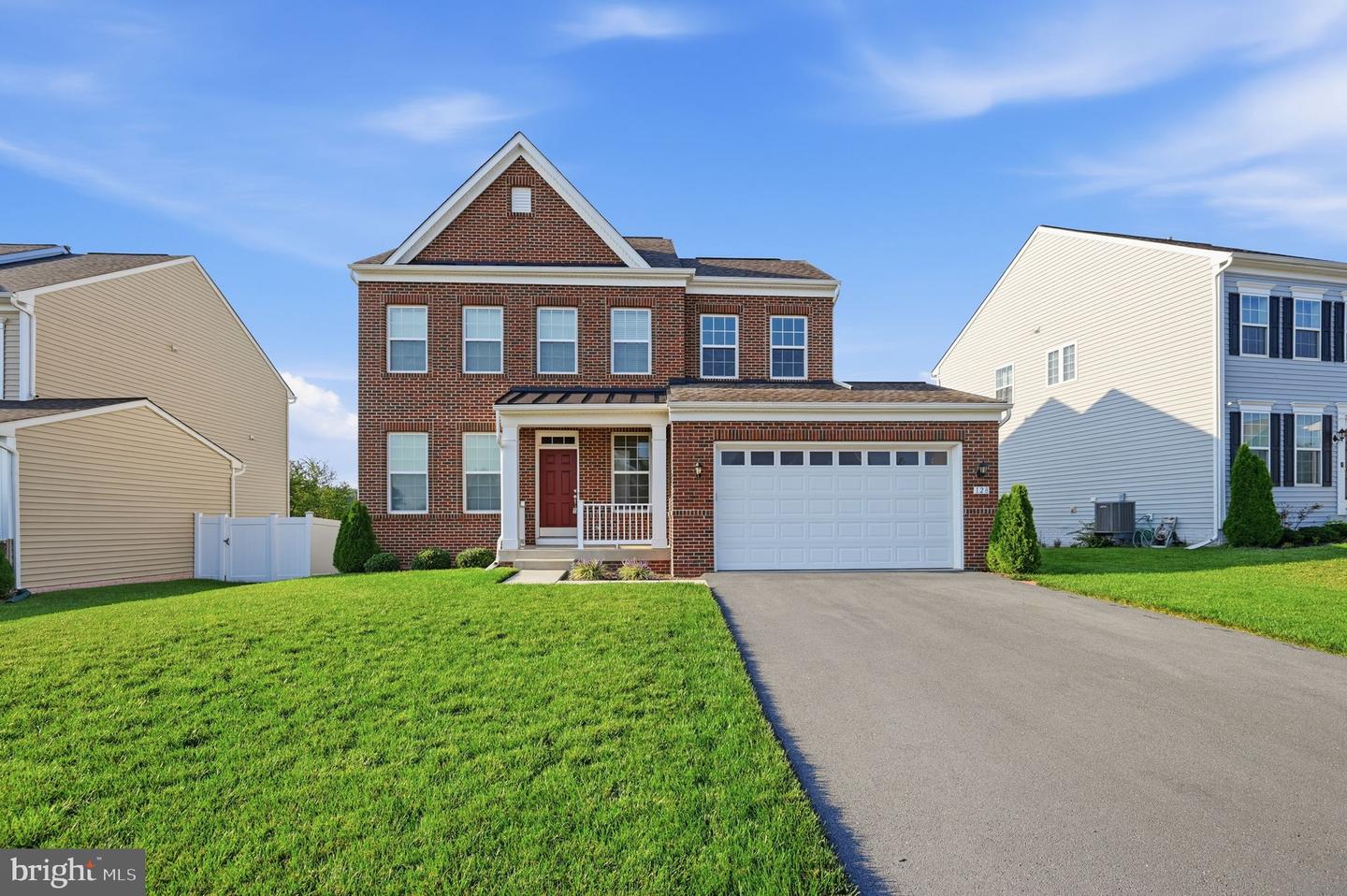 128 ALLIANCE CT