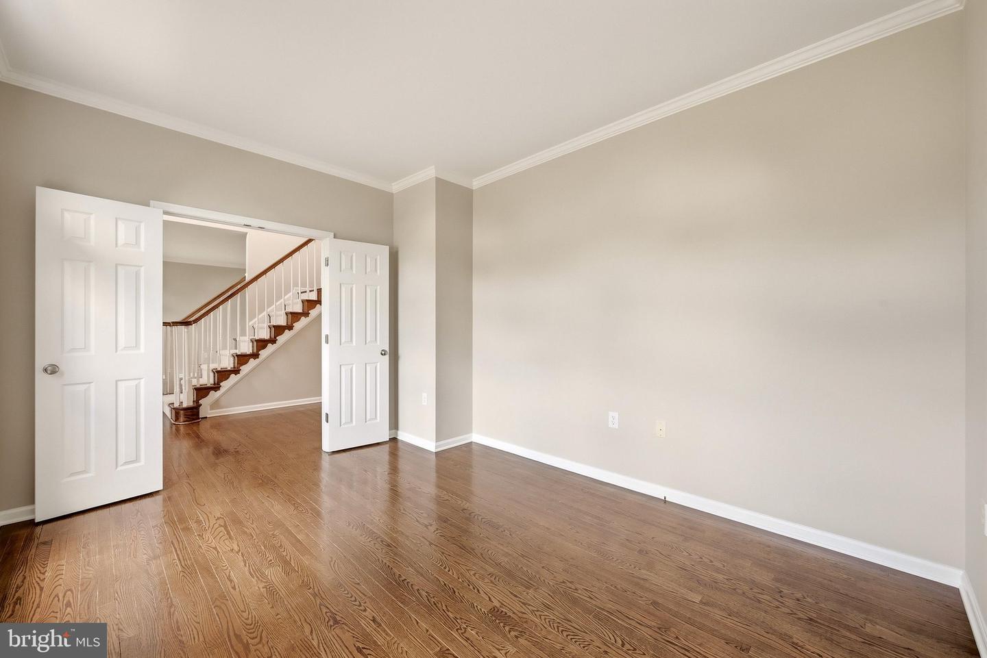 104 Yarrow Ct Property Photo 8