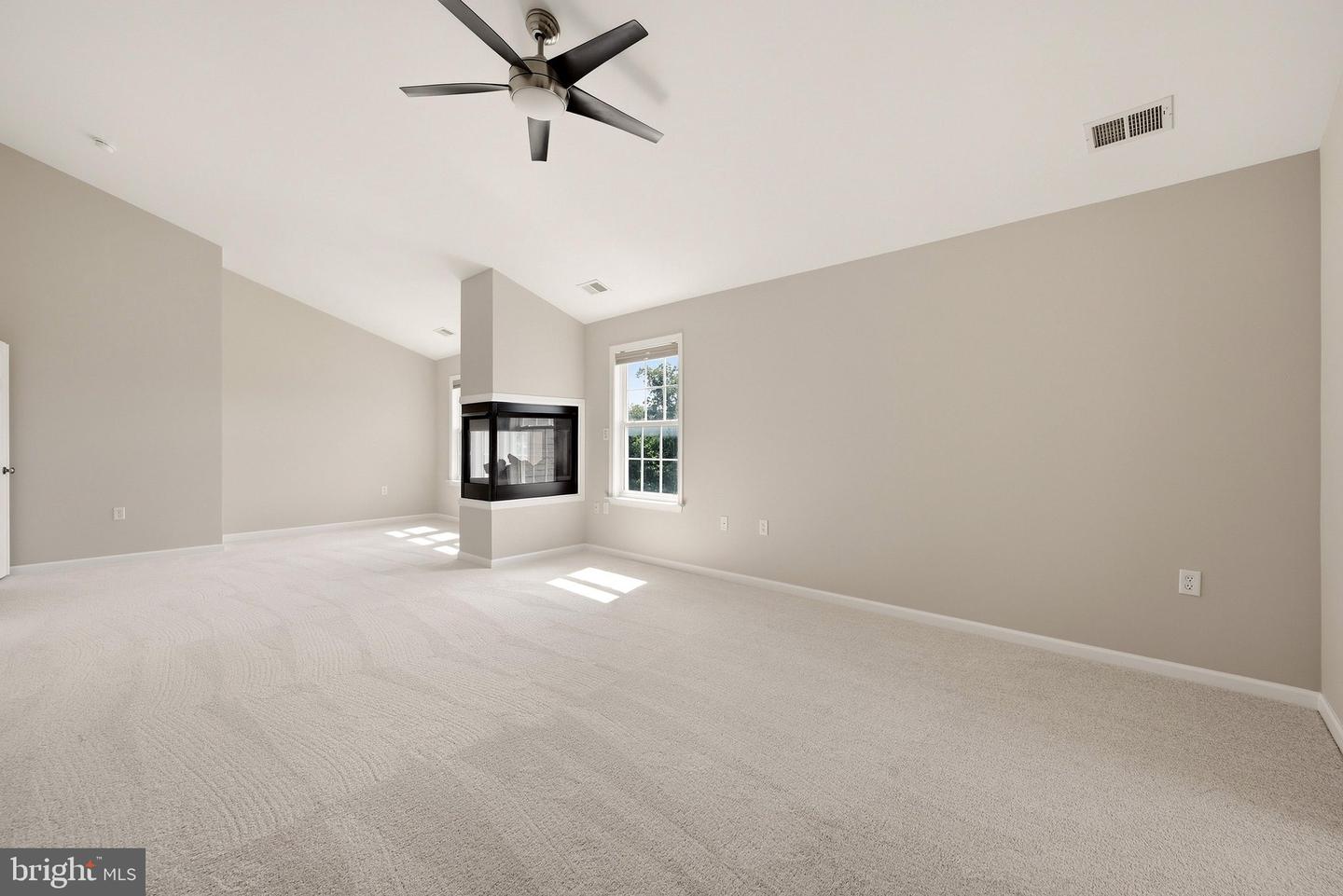 104 Yarrow Ct Property Photo 30