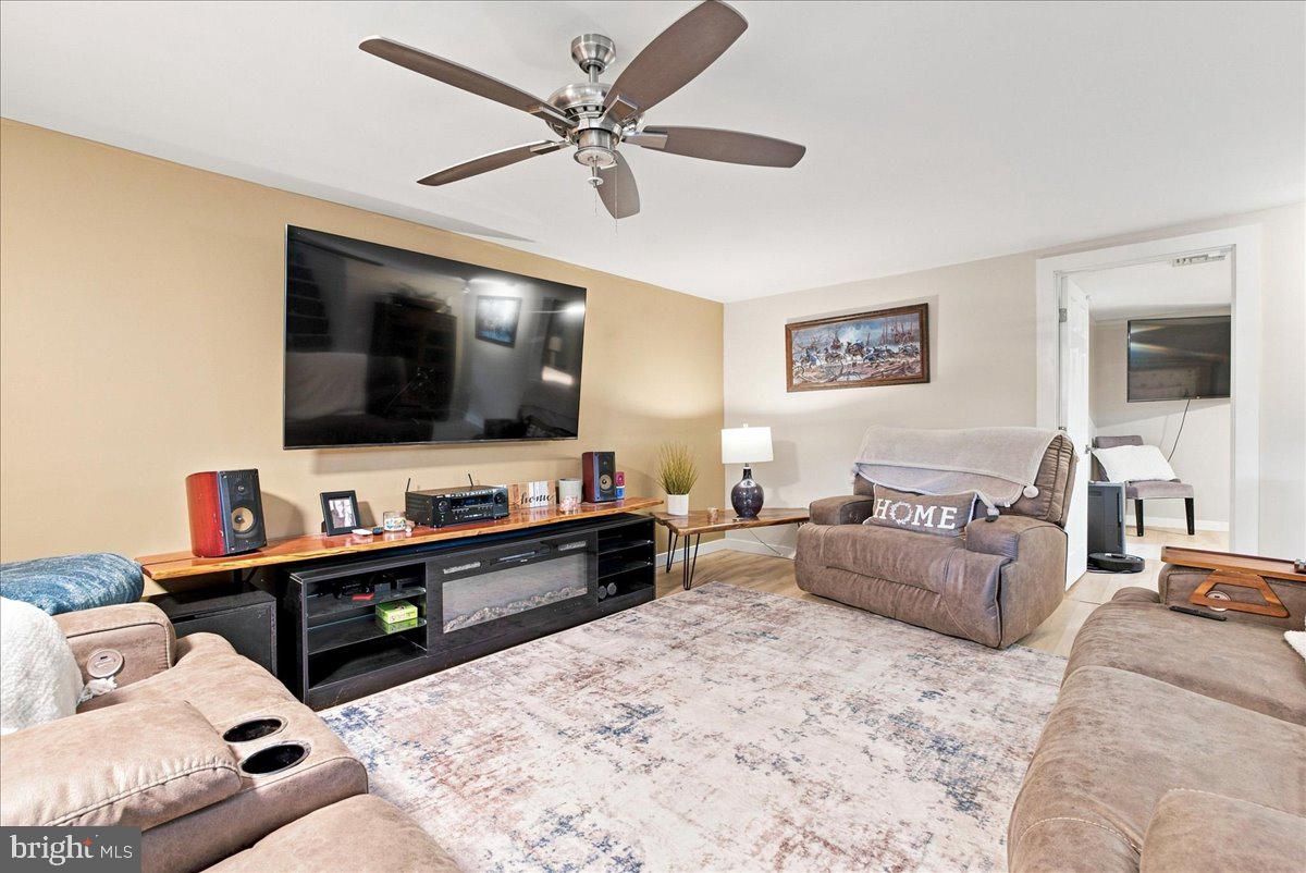 1810 Chapel Rd Property Photo 25
