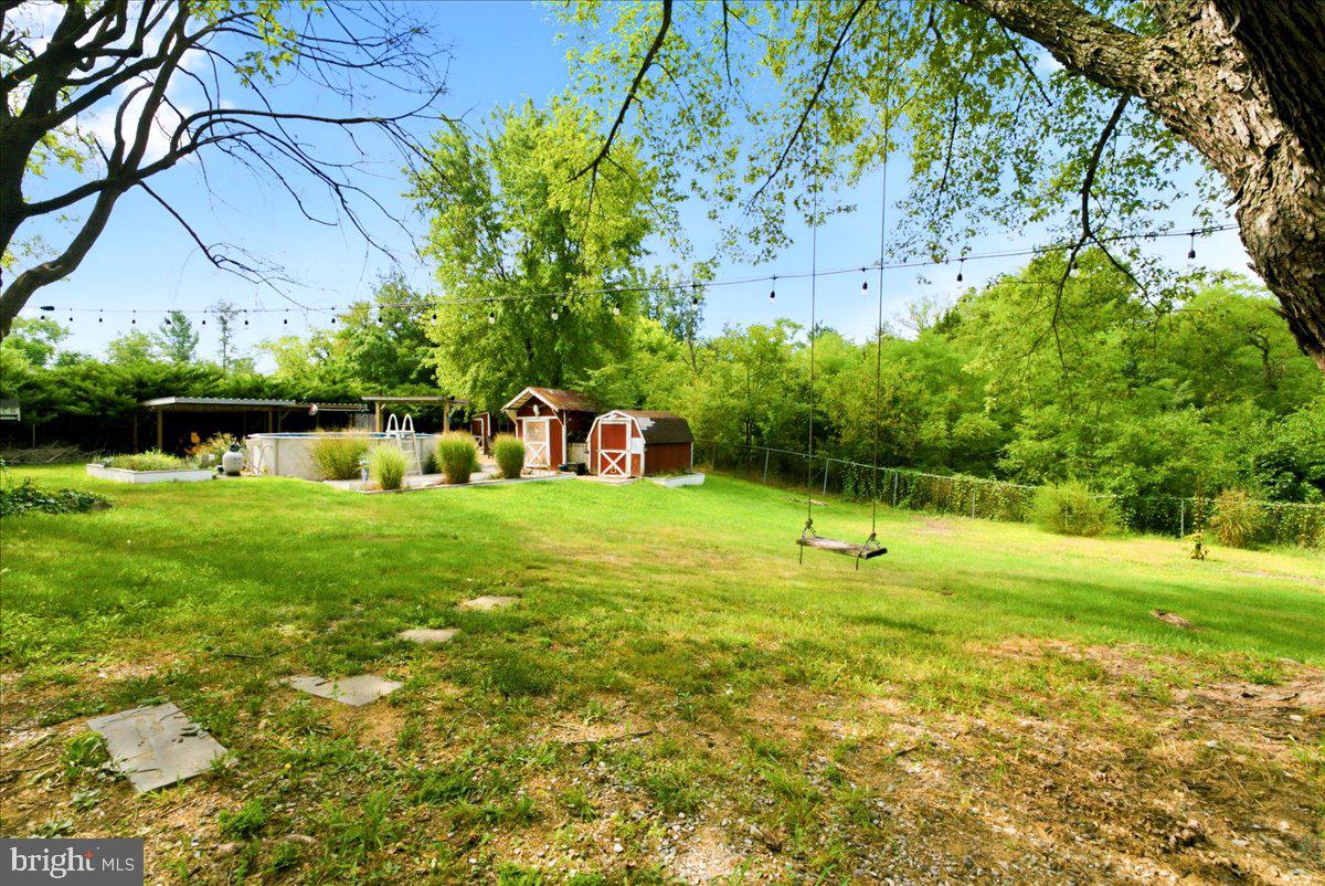 1810 Chapel Rd Property Photo 40