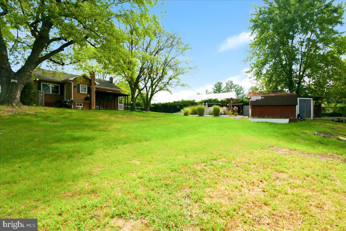 1810 Chapel Rd Property Photo 41