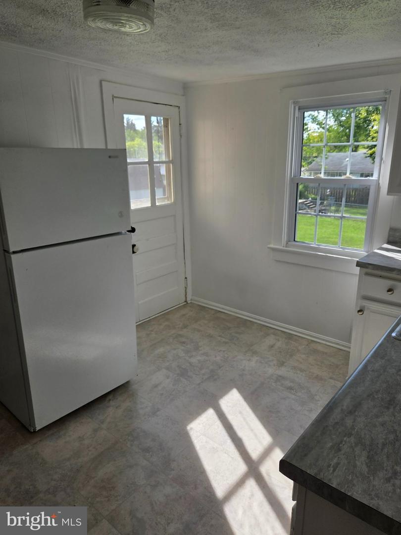 5335 Germain St Property Photo 16