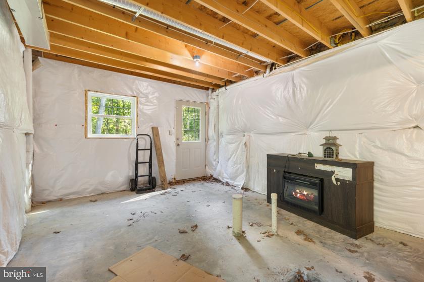 935 Bloomery Pike Property Photo 36