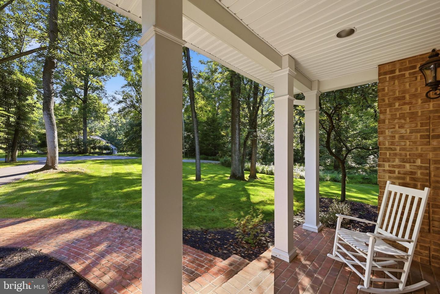 300 Clearview Dr Property Photo 8