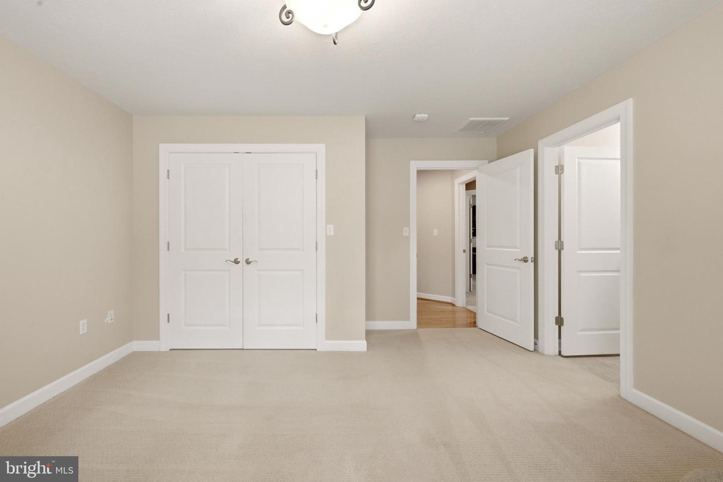 300 Clearview Dr Property Photo 55