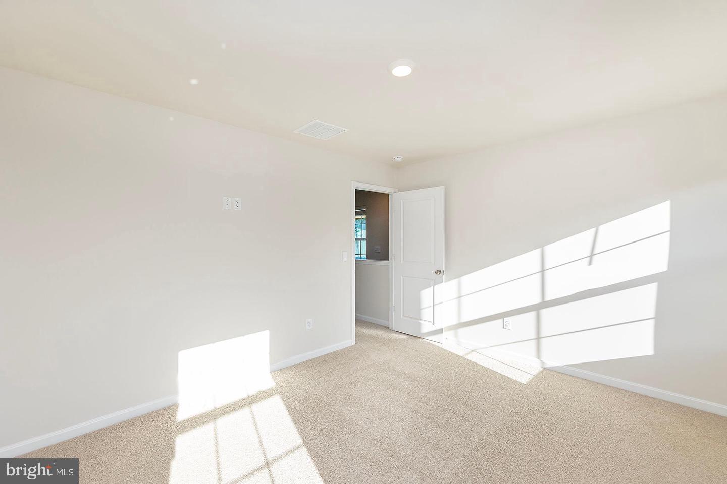 174 Hamstead Dr Property Photo 12