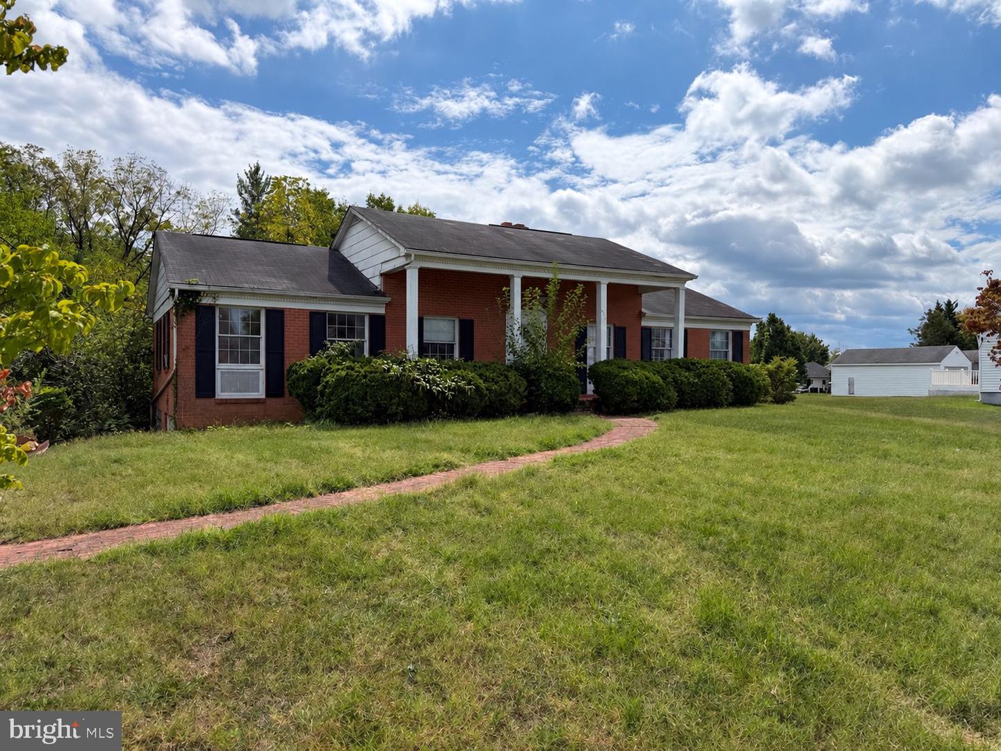 7976 Church St Property Photo 1
