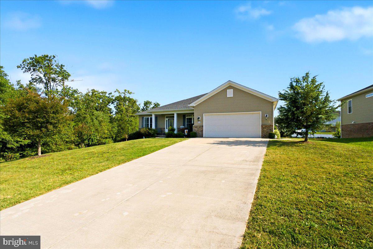 444 Talamore Dr Property Photo 3