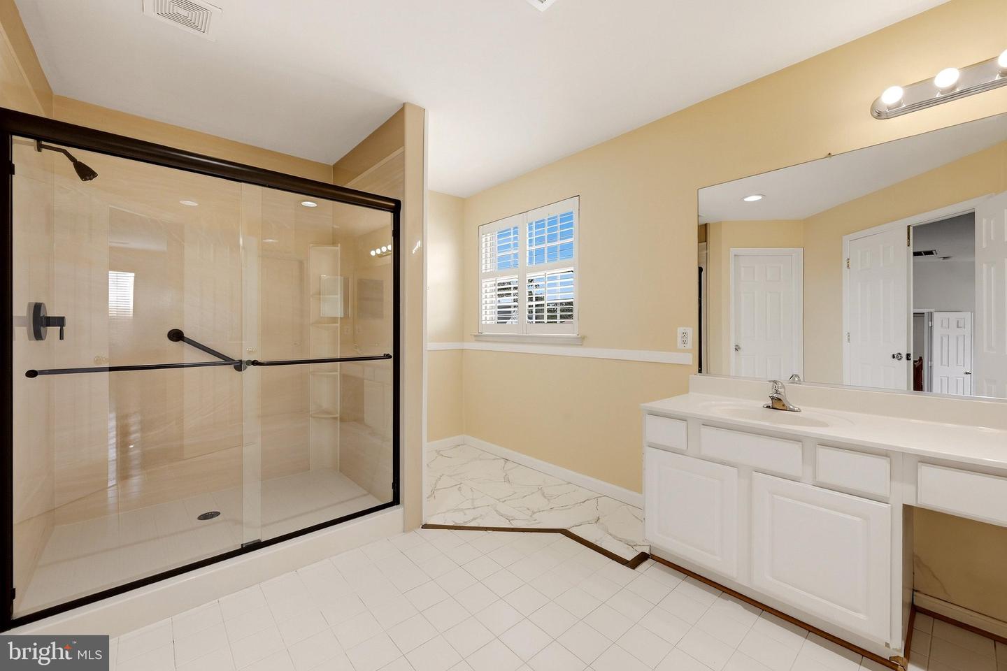 114 Nassau Dr Property Photo 34