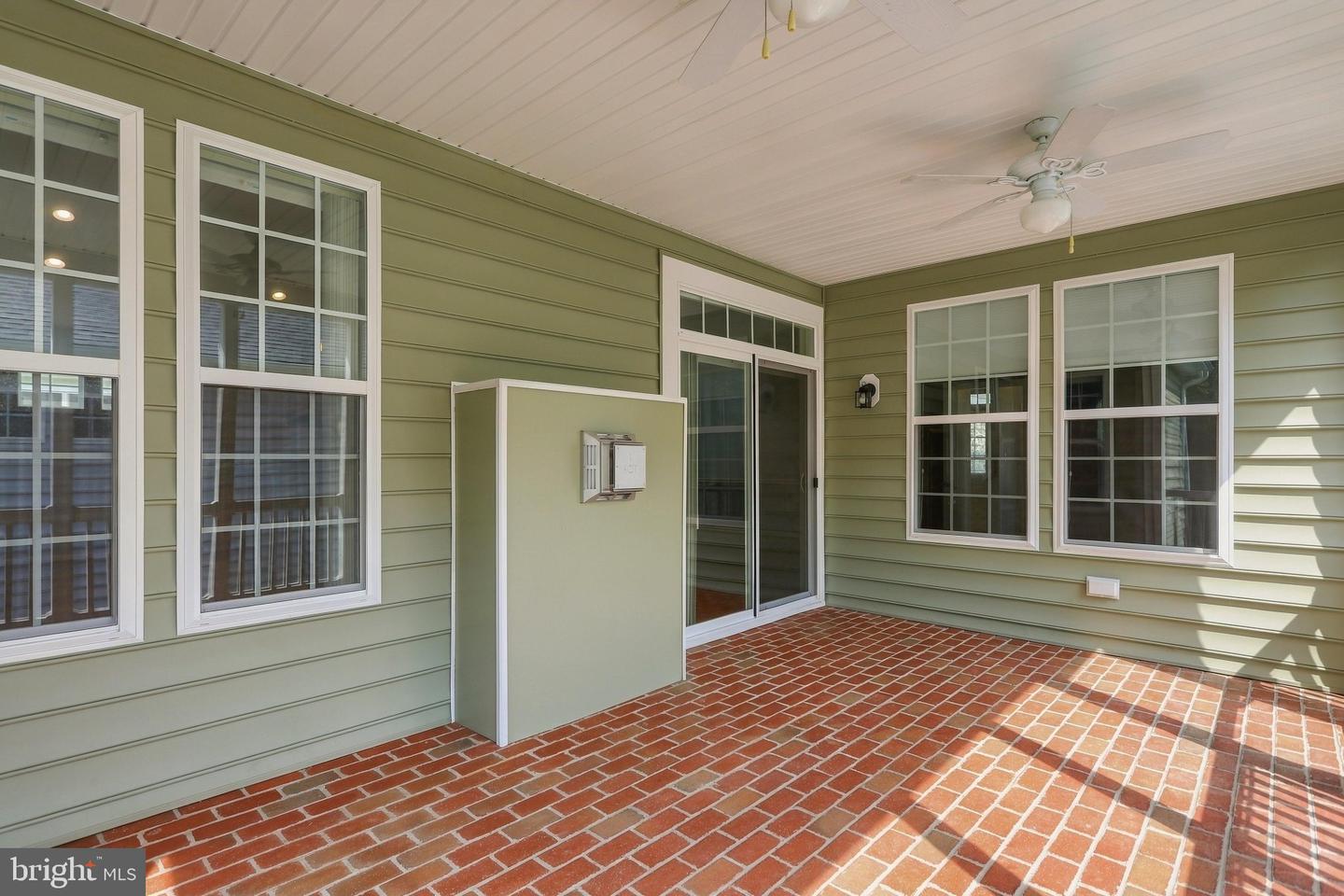 116 Bleeding Heart Dr Property Photo 45