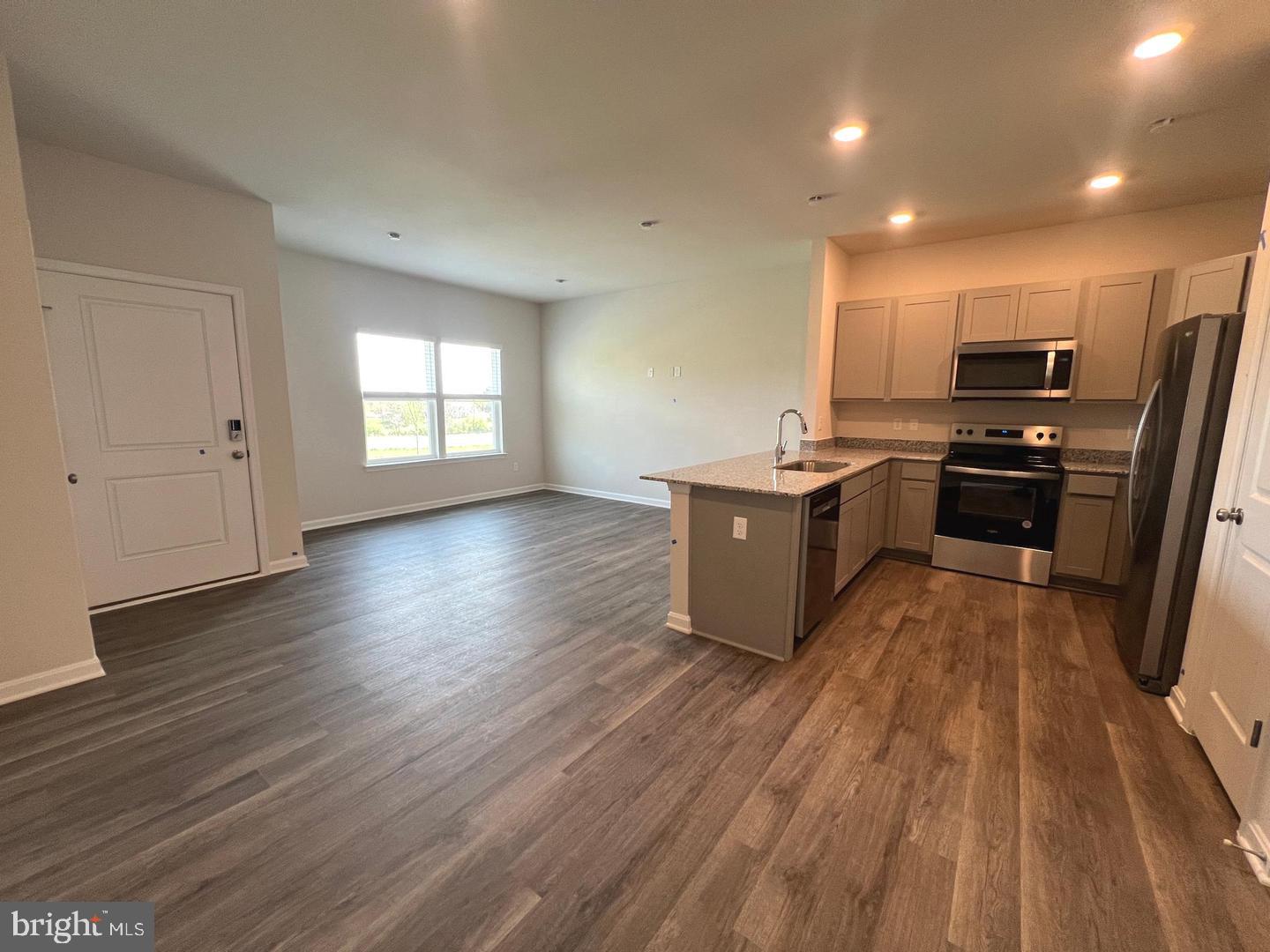 155 Tigney Dr Property Photo 4