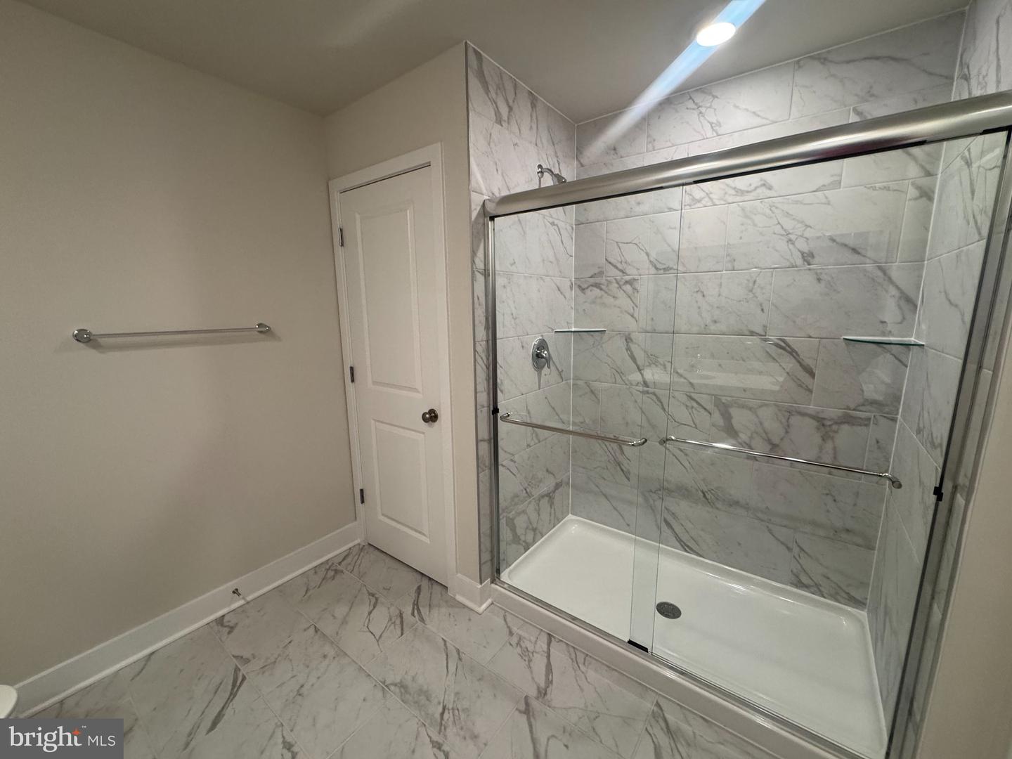 139 Wappinger Ter Property Photo 12