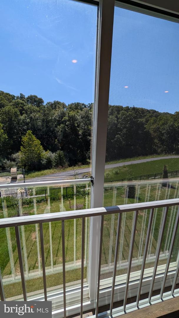 139 Wappinger Ter Property Photo 34