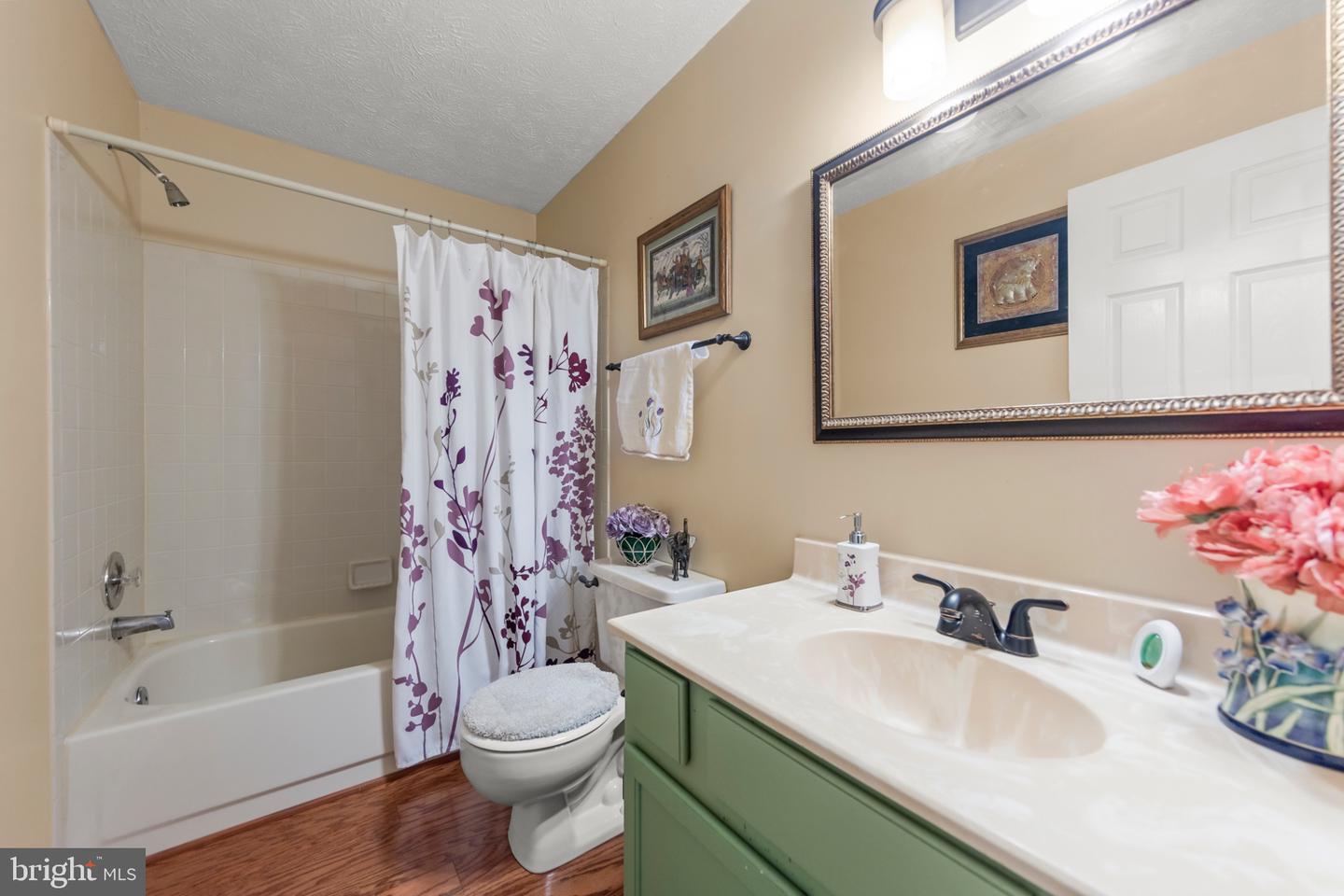 245 Glenridge Drive Property Photo 17