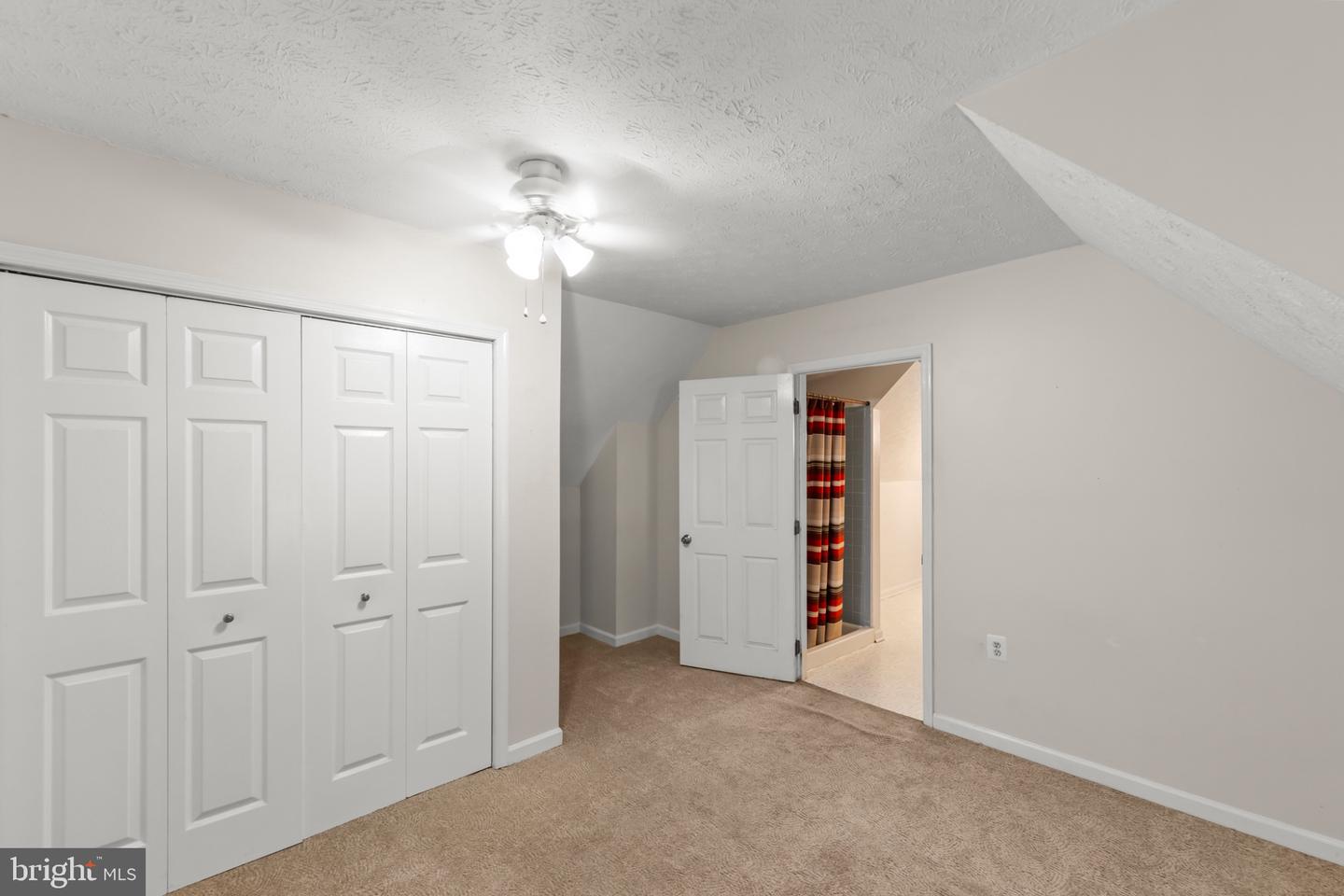 245 Glenridge Drive Property Photo 21