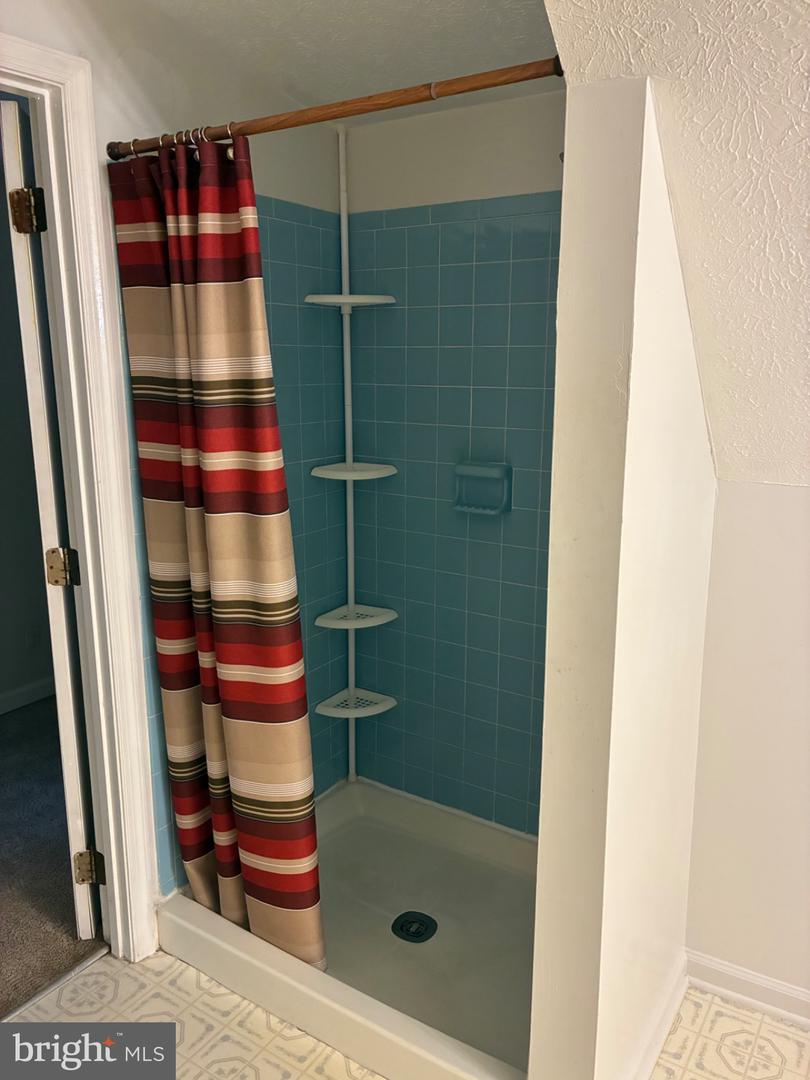 245 Glenridge Drive Property Photo 24