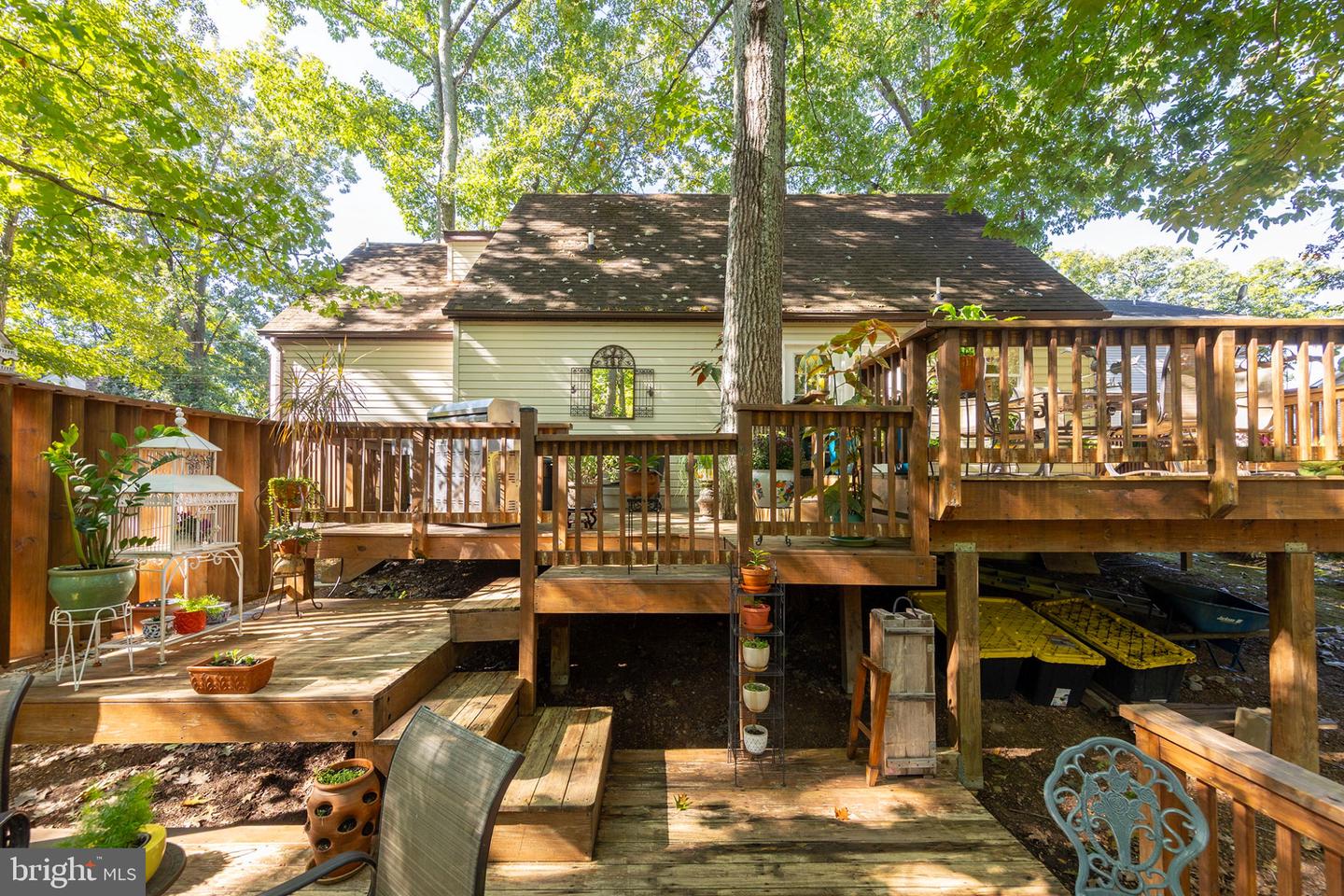 245 Glenridge Drive Property Photo 36