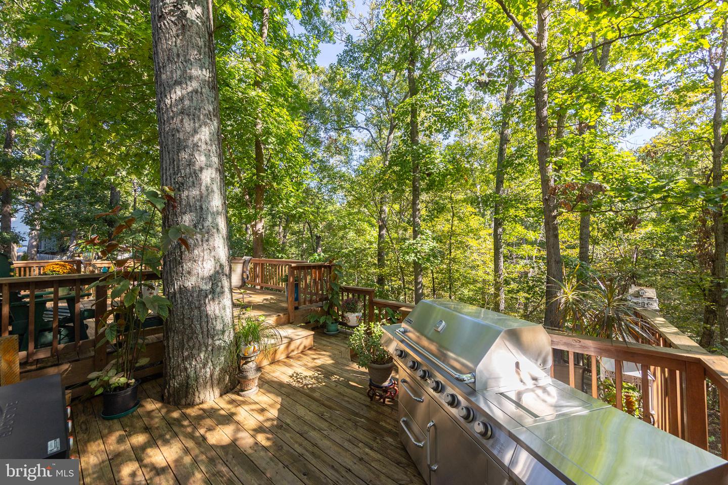 245 Glenridge Drive Property Photo 43