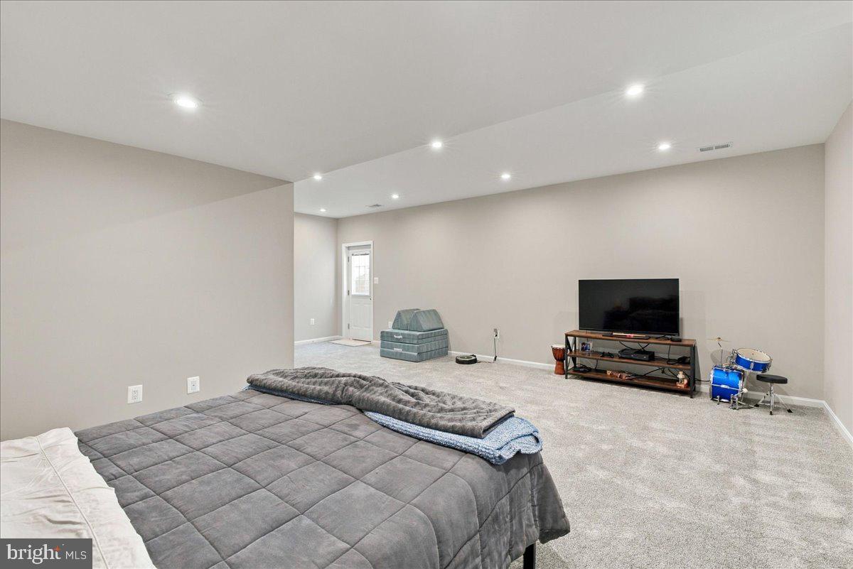 151 Nevermore Dr Property Photo 47