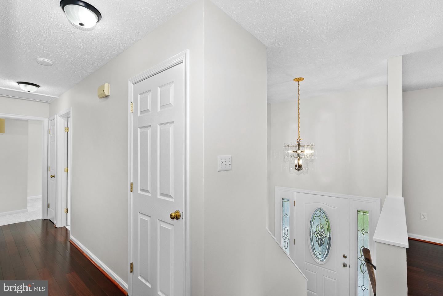 187 Village Ct Property Photo 28