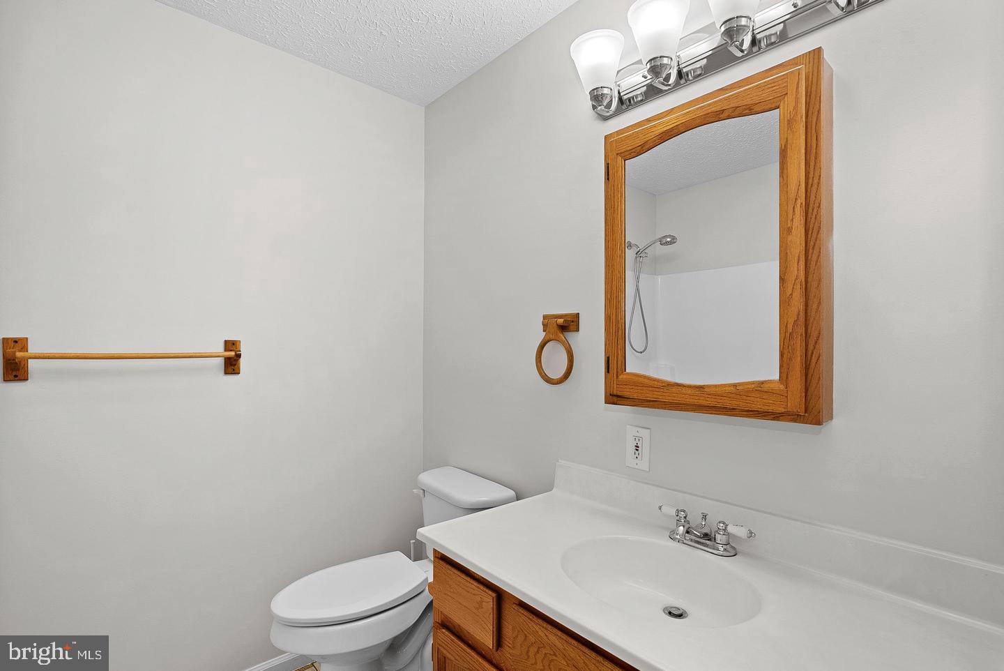 187 Village Ct Property Photo 37